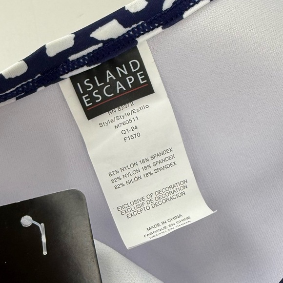 Island Escape Tankini Bikini Top Womens 12 Navy Blue White Pattern Underwire NWT - Picture 7 of 9